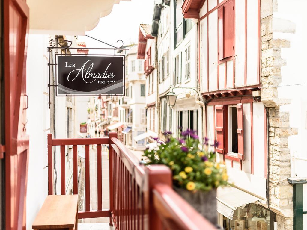 Hotel Les Almadies - Coeur De Ville Saint-Jean-de-Luz Exterior foto