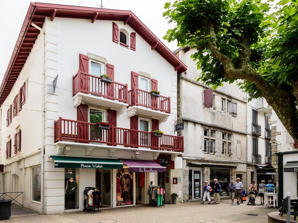 Hotel Les Almadies - Coeur De Ville Saint-Jean-de-Luz Exterior foto